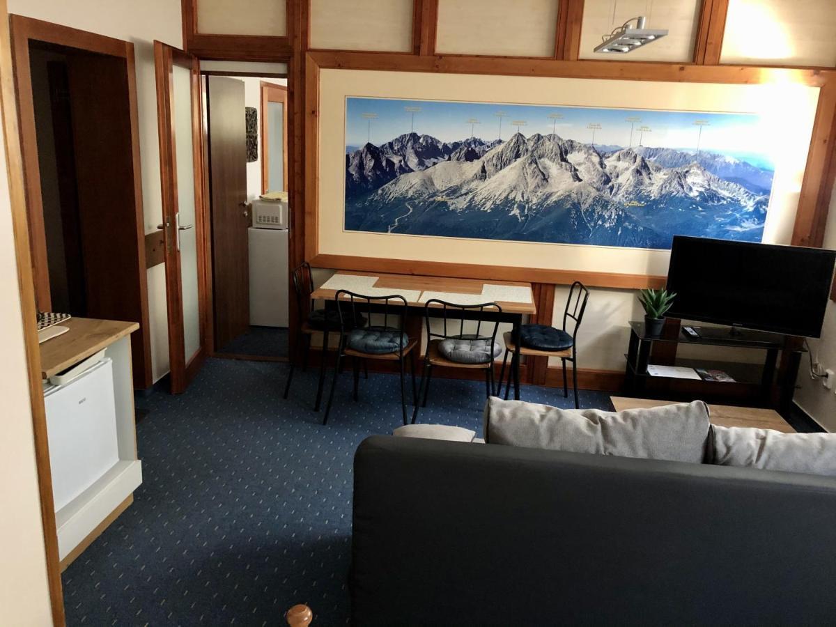 Tatrahouse Apartments Stara Lesna Bagian luar foto